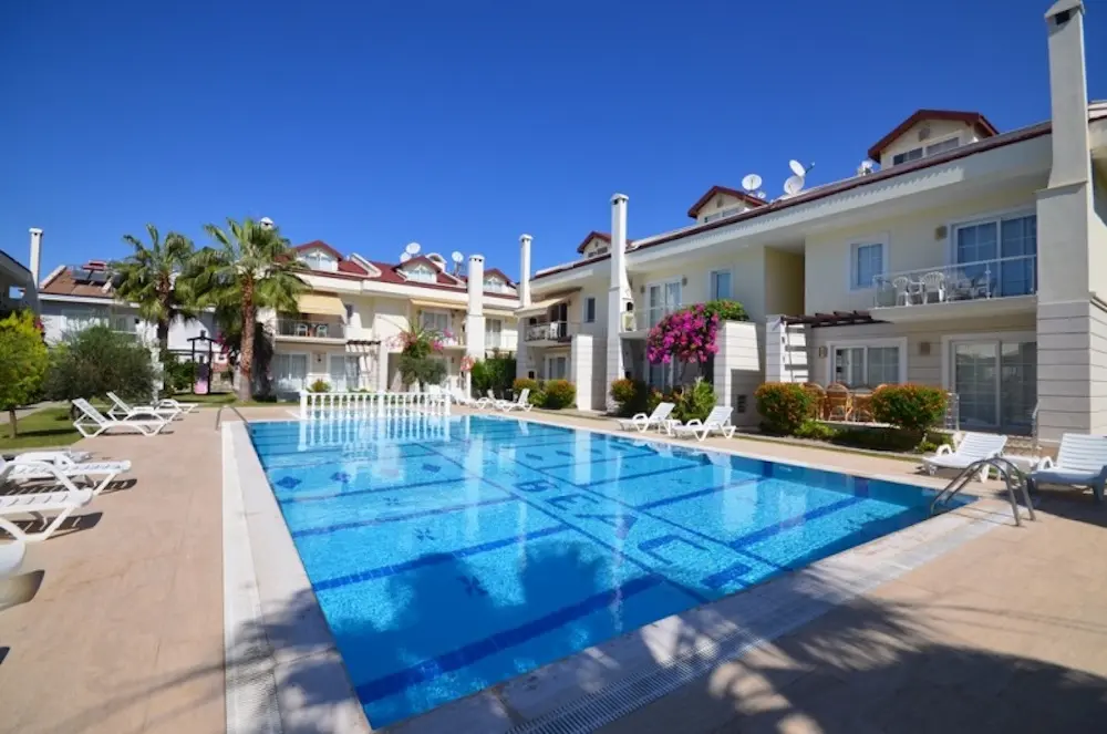 Real estate in Calis